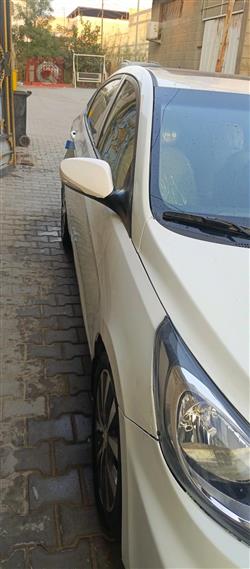 هیوندای ئەکسنت